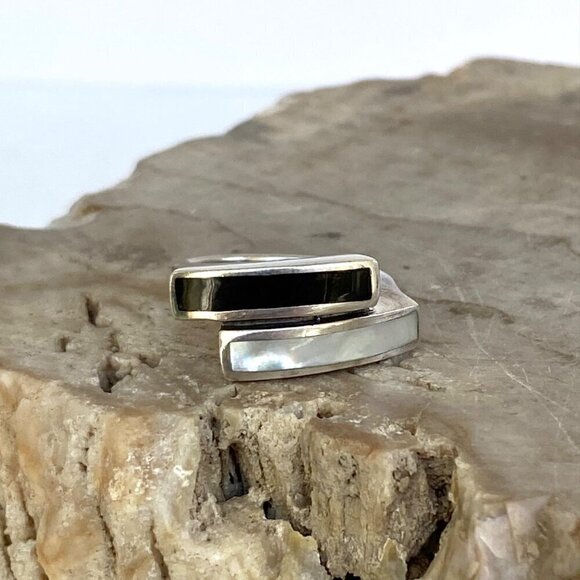 Sterling Silver 925 SX Modernist Black Onyx & Mother Of Pearl Band Ring Sz 5.75 - Picture 5 of 16